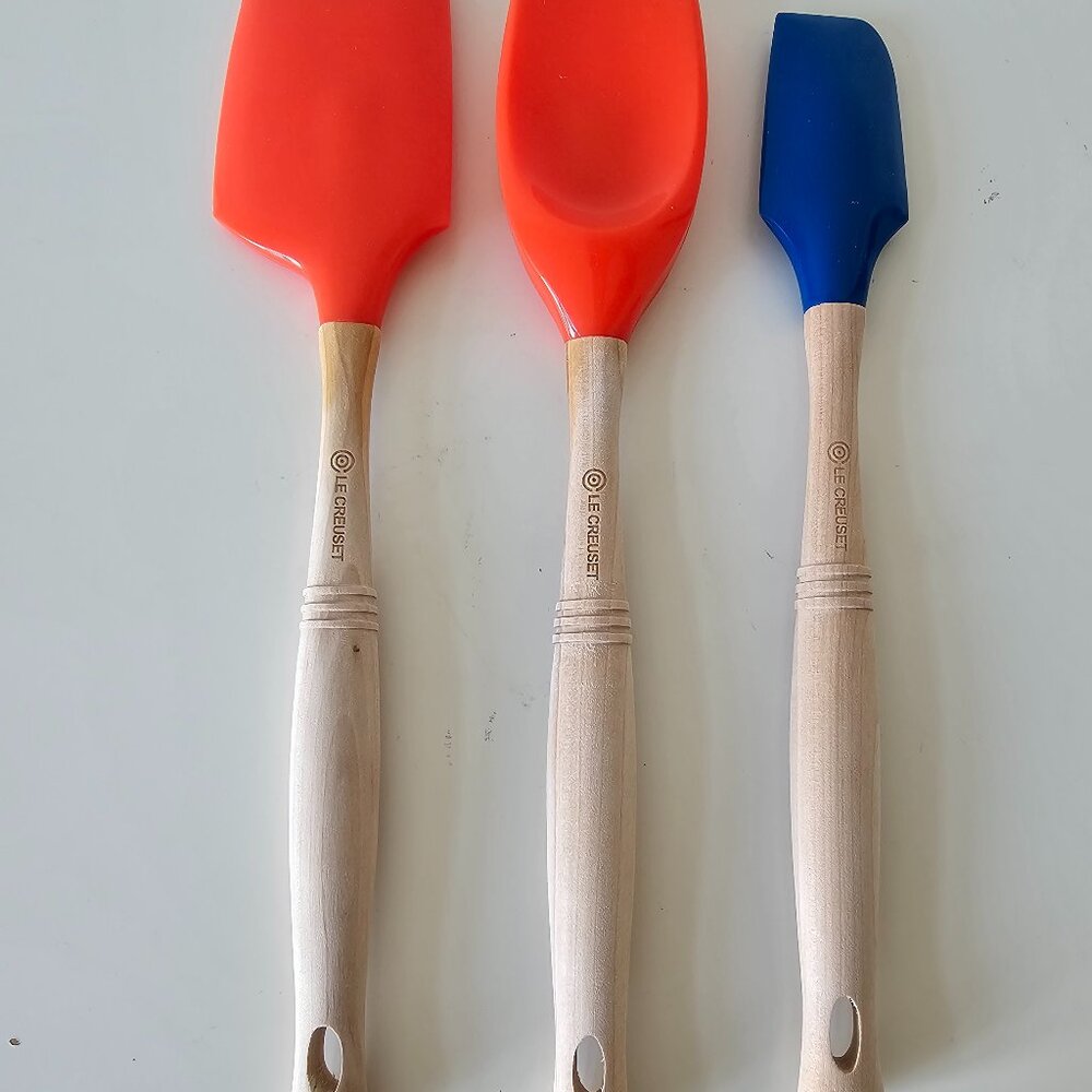 LE CREUSET Cerise Red Blueberry Revolution Large & Medium Spatula & Spoon